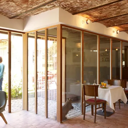 De Deugdzonde Bed & Breakfast Sint-Denijs
